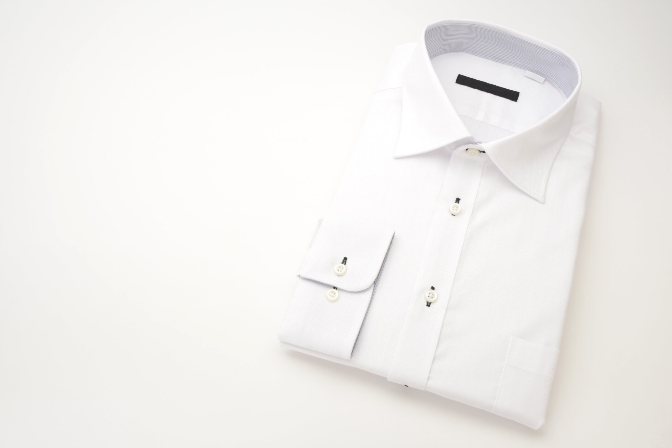 就活で服装の指定がなかった場合は何を着用すべき？