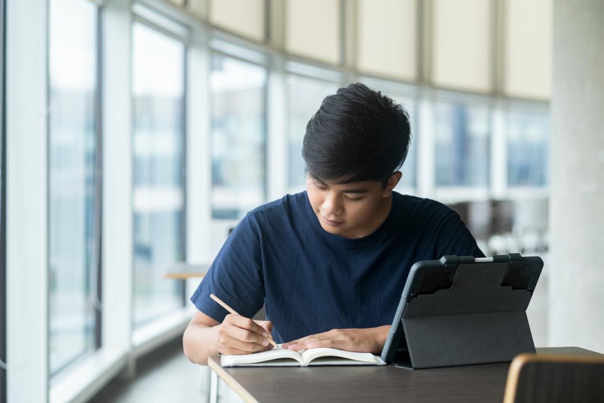 大学4年から就活を始める人が押さえておくべきポイント