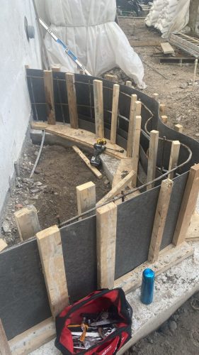 Curved Concrete Formwork Construction with Miura Board