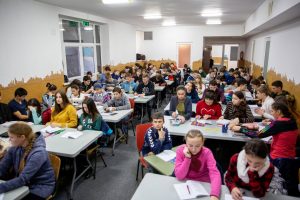 adolescenți
