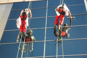 техника безопасности промышленного альпинизма 2023