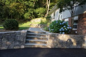 retaining wall - drainage solutions for driveways