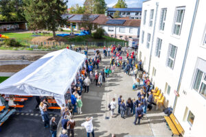 Read more about the article Ein Haus voller Leben: Unser Eröffnungsfest in Bildern!