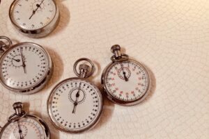 時効が完成したら援用の意思表示が必要です