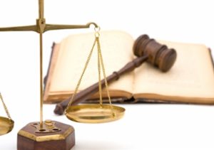 Судебная защита прав иностранцев в Украине - elionorum.ua