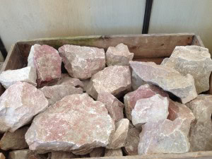 India speksteen rood brokken