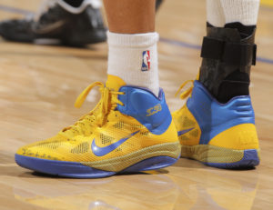 What shoes are Steph Curry wearing in the playoffs -- and how can