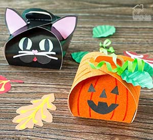 DIY Halloween treat boxes