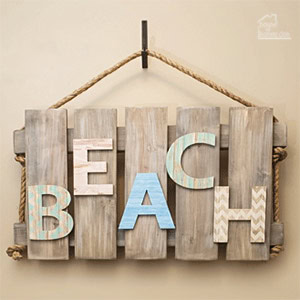 wood pallet wall art with beach theme