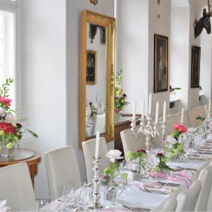 Festlicher Blumenschmuck im Schlo&szlig;-Reichmannsdorf