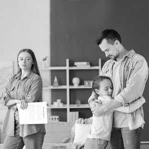 Image shows the family law issues like custody and parental responsibilities after divorce