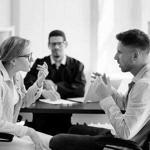Image represents the role of family law in dispute resolution