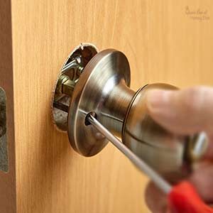 doorknob installation