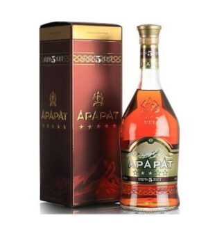 Коньяк Арарат 5 звёзд 0,5 L