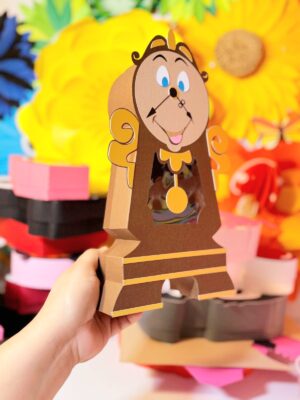 Archivo ó molde para recortar y armar caja en forma de Reloj  SVG-STUDIO-PDF