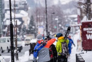 Bill VanDresser On Skiing Through Uncertainty
