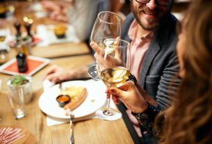 Scott D Laurent California discusses how smaller establishments can thrive by offering unique experiences that national chains struggle to replicate.