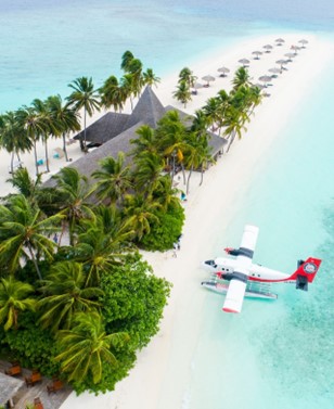 Alberto Araya on How to Navigate Finances When Traveling Abroad