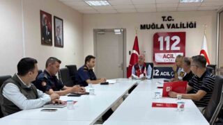 MUĞLA 112 ACİL ÇAĞRI MERKEZİNE 8 AYDA 900 BİN ÇAĞRI YAPILDIĞI, BU ÇAĞRILARDAN YÜZDE 55’İNİN GEREKSİZ ÇAĞRI OLDUĞUNU, EN FAZLA ÇAĞRININ İSE AMBULANS HİZMETLERİNE GELDİĞİ AÇIKLANDI.