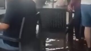 FETHİYE’DE ŞİDDETLİ YAĞIŞ HAYATI FELÇ ETTİ