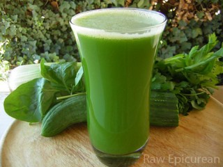 Jus Bayam Ampuh Meremajakan Kulit