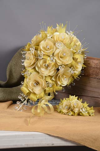 1531 Bouquet Gold