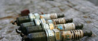 Как часто надо менять свечи зажигания