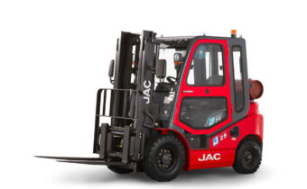 вилочный погрузчик для склада