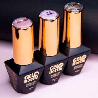 żel do paznokci w butelce