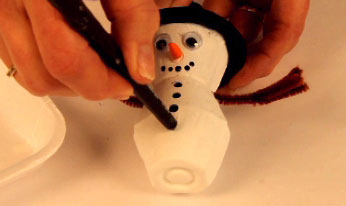 Decorate the snowman