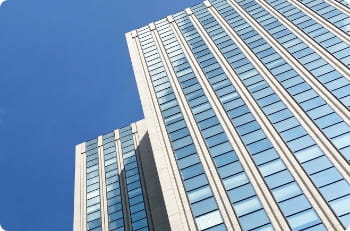 ビルと空の写真