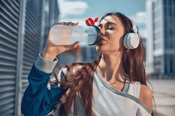 Water drinken is erg goed voor het afvoeren van toxische stoffen water drinken is erg goed voor het afvoeren van toxische stoffen