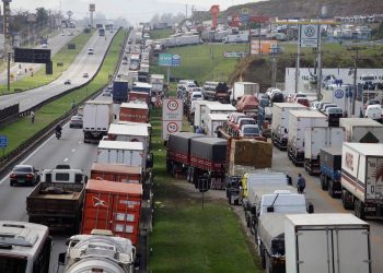 Moroccan truckers strike over fuel price spike
