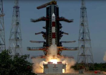 Following the success of India’s moon landing, the country’s space agency launched a rocket on Saturday to study the sun in its first solar mission.