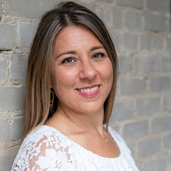 Suzanne Hajto Headshot