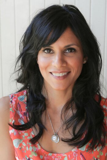 headshot of nishta saxena