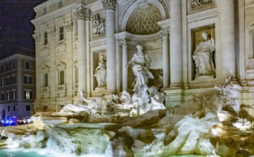 FONTANA DI TREVI