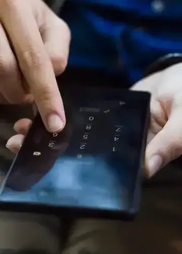 Tips Menghubungi Hallo BCA di 1500888 dari Luar Negeri