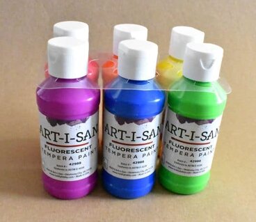 Tempera paint to use for kids paintings