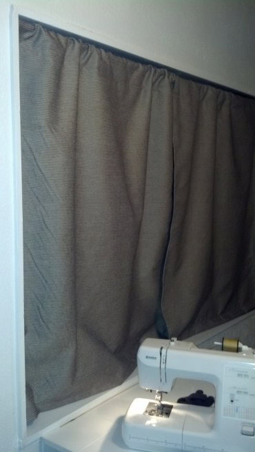 It was rather convenient, I had almost EXACTLY the amount of fabric I needed, to the inch from what was left over of the stuff I bought to refinish the couch I previously had, minus Denvers dog bed that I already made from it.