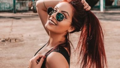 Signs She Wants You to Notice Her