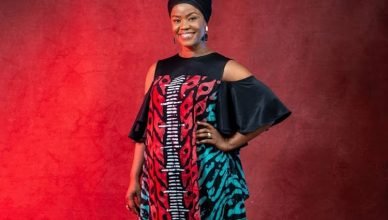 Shola Allyson Biography