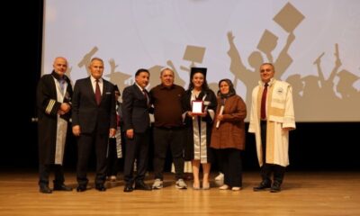 Artaş Holding Yönetim Kurulu Başkanı Süleyman Çetinsaya, Erciyes Üniversitesi İletişim Fakültesi’nin 20. Dönem mezuniyet törenine katıldı