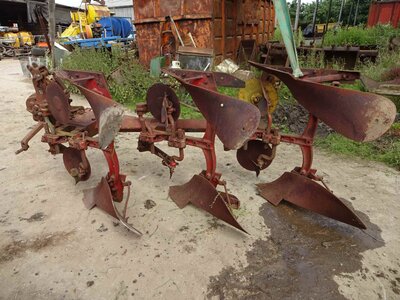 3 Furrow Reversible Plough - Image 4
