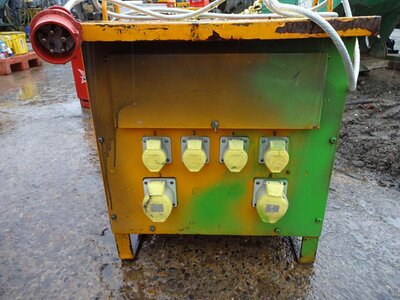 3 Phase to 110V Site Transformer, 6 Outlets - Image 3