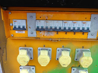 3 Phase to 110V Site Transformer, 6 Outlets - Image 4