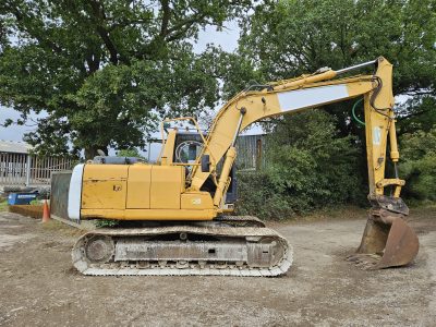 Liugong CLG915D 15 Ton Excavator - Image 6