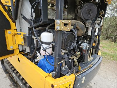 Liugong 9018F Mini Digger - Image 13
