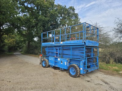 Skyjack SJ9250 Scissor Lift - Image 9