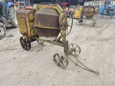 150 Litre Benford Concrete Mixer - Image 4